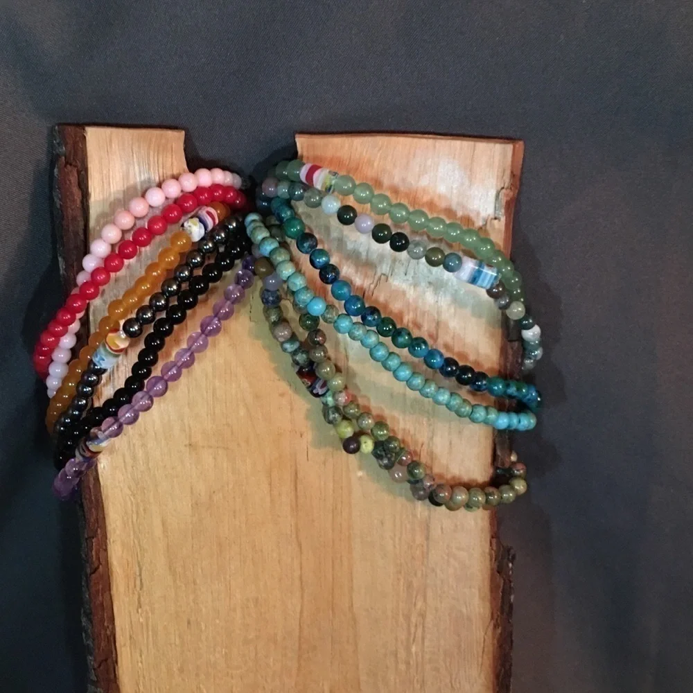 ❇️💙semiprecious mini stretch bracelet